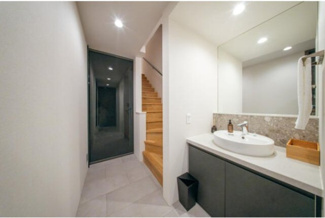 【前面道路含む現地写真】 | 目黒区目黒3丁目