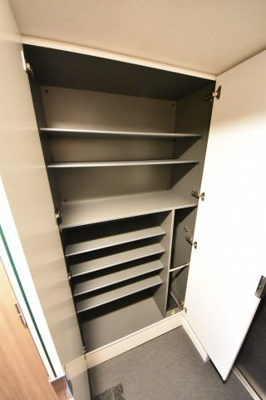 【収納】 | エスライズ神戸三宮山手弐番館