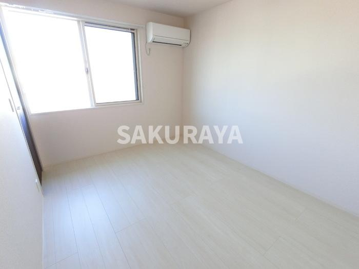 イリス デ マレの洋室