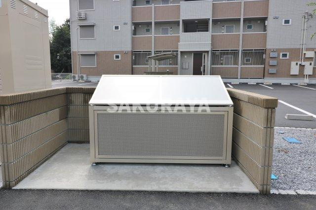 イリス デ マレのその他共用部分|敷地内ゴミステーション