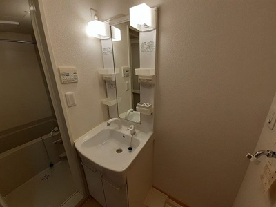 【洗面所】 | ドゥーエ　コーキ | 脱衣スペースもあります