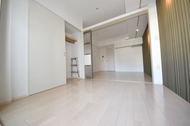 セレニテ本町エコート