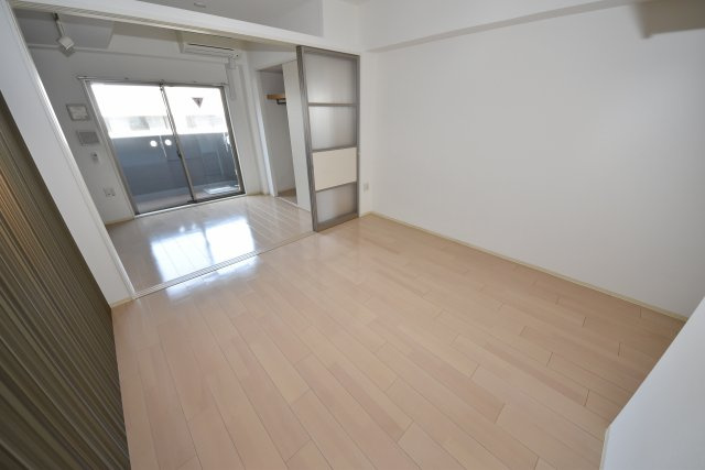 セレニテ本町エコート