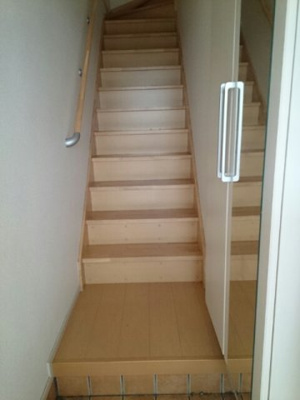 【玄関】 | ベル・エトワールＢ | 明るい玄関です