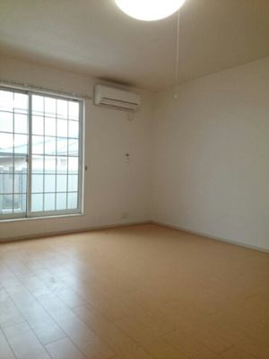 【居間・リビング】 | ベル・エトワールＢ | おしゃれなリビングです