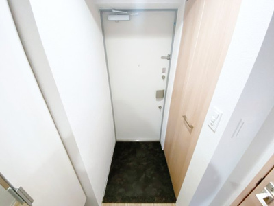 【玄関】 | スワンズシティ大阪エスクレア | シンプルで使いやすい玄関です