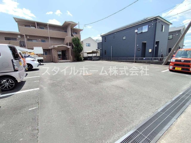 サンヴィレッテの駐車場