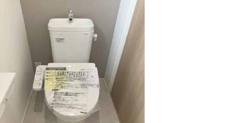 八代市古閑中町築後未入居のトイレ