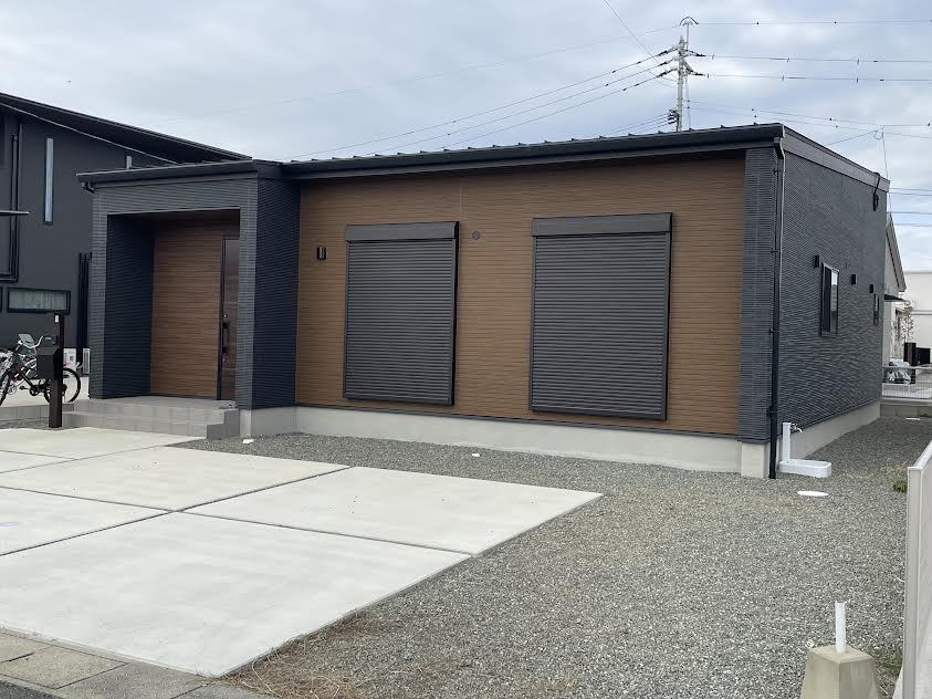 八代市古閑中町築後未入居の外観