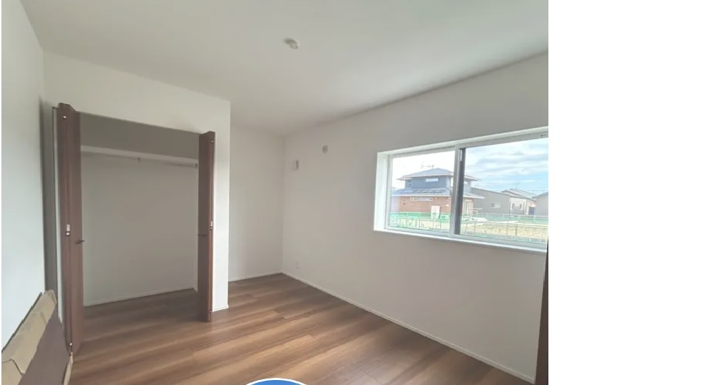 八代市古閑中町築後未入居の洋室