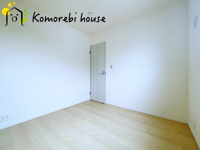 蓮田市根金　新築一戸建て　リーブルガーデン　01の洋室|明るい洋室です