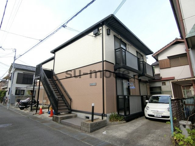 ベルクいばらきの外観