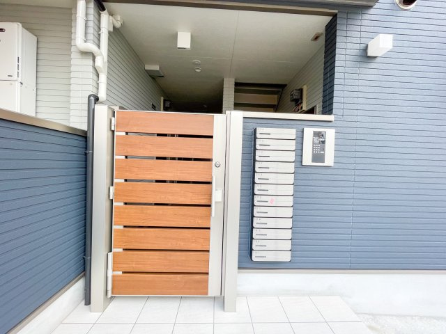 F+style八尾・植松町のエントランス