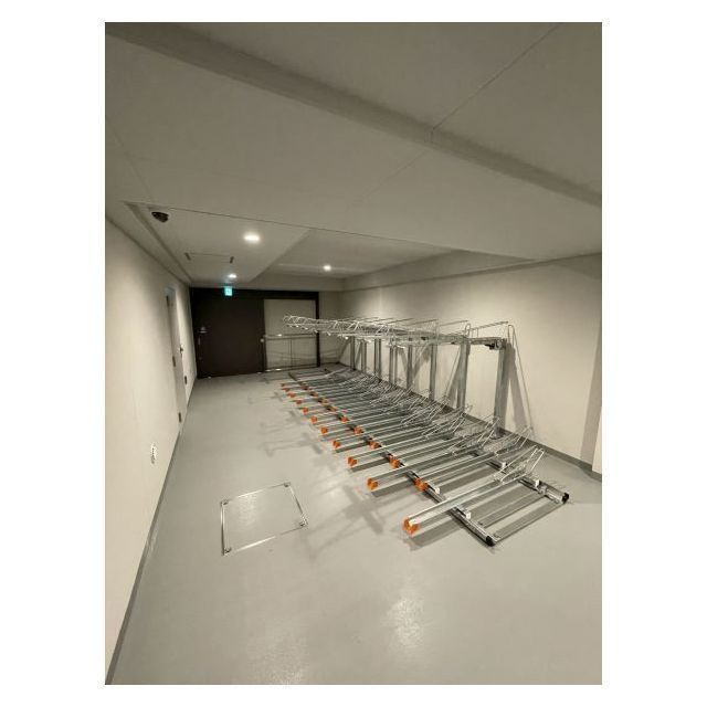 ドゥーエ亀戸Ⅱの駐車場|駐輪場