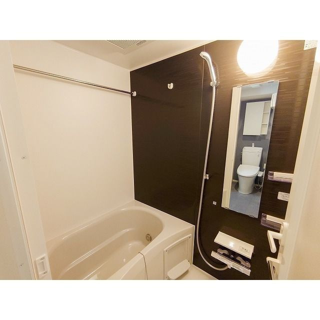 ドゥーエ亀戸Ⅱの浴室