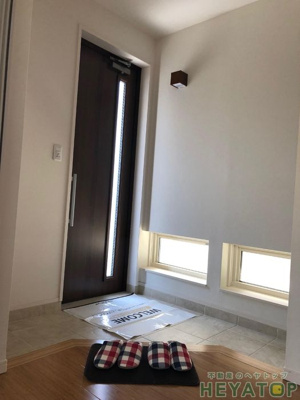 【玄関】 | 植田山3丁目戸建貸家 | シューズボックス付き玄関