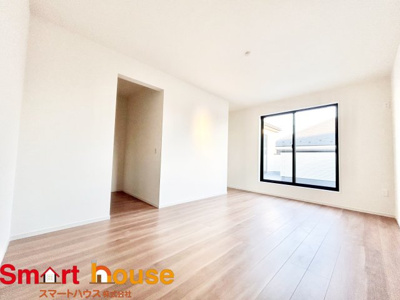 【洋室】 | 相模原市南区西大沼　新築4棟 | 家族一人ひとりの大切なプライベート空間。趣味に合わせて使って頂けるようシンプルに仕上げてあります。暮らし心地を大きく左右する収納を、適材適所に配置し使い勝手を考慮しました。
