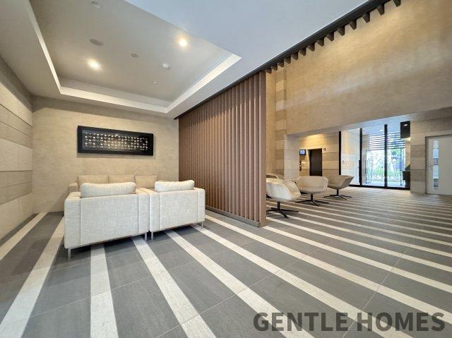 パークアソシア大野城駅前のエントランス