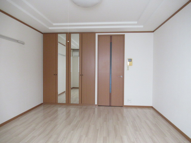 加古川市別府町新野辺のアパートの寝室