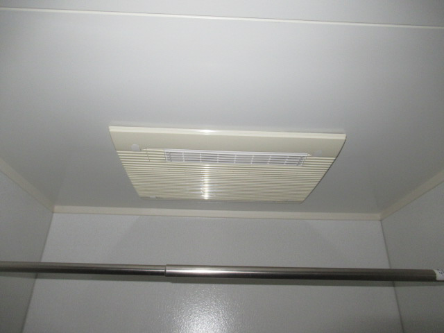 加古川市別府町新野辺のアパートの浴室