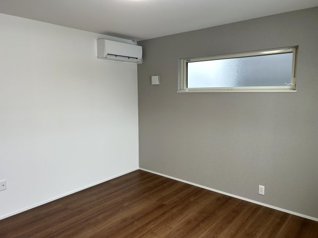 阿賀野市保田≪CUSMO中道≫の洋室