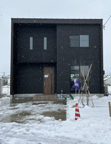 阿賀野市保田≪CUSMO中道≫の外観