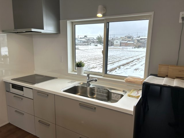 阿賀野市保田≪CUSMO中道≫のキッチン