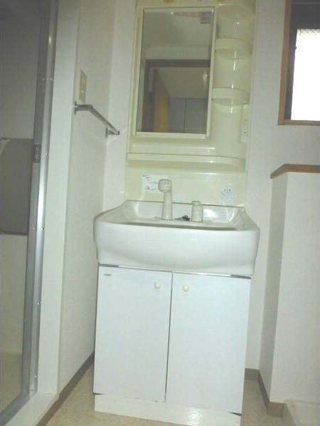 ヴィアーレ・バンビーニの洗面所