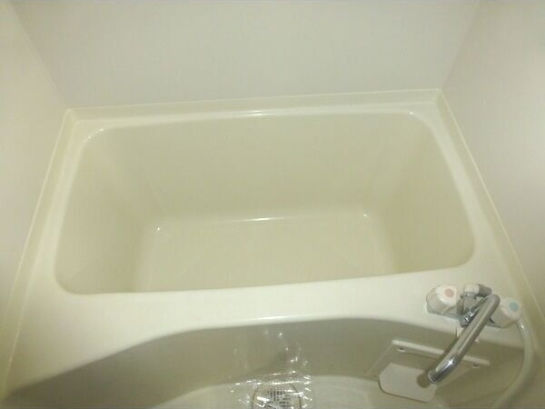 ヴィアーレ・バンビーニの浴室