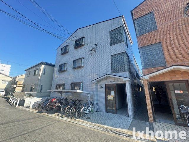 サンハイツ沢良宜西の外観|外はこのようになっています