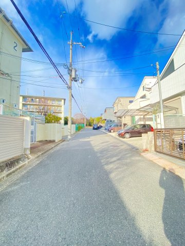 メゾン高槻1号棟の周辺