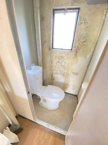 メゾン高槻1号棟のトイレ