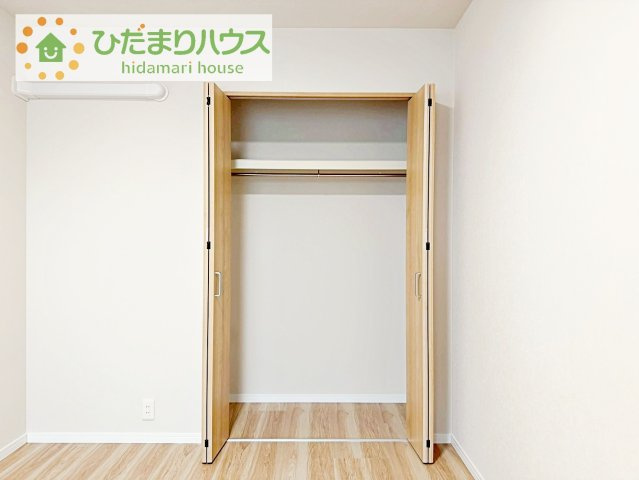 【収納】 | ハーモニータウン新取手弐番館 | ハンガーパイプ付でお洋服の出し入れもラクラクです！