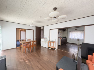 【居間・リビング】 | 丹波篠山市池上　中古戸建