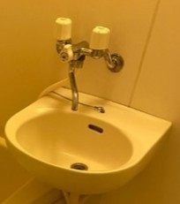 ブックB棟の洗面所