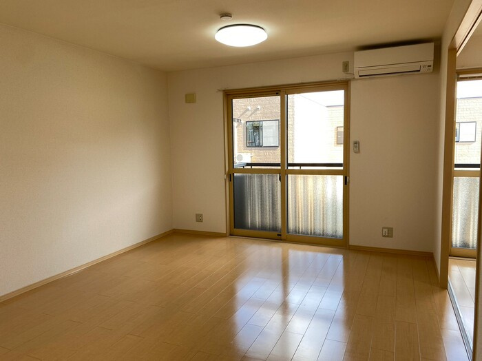 サンドミールの居間・リビング