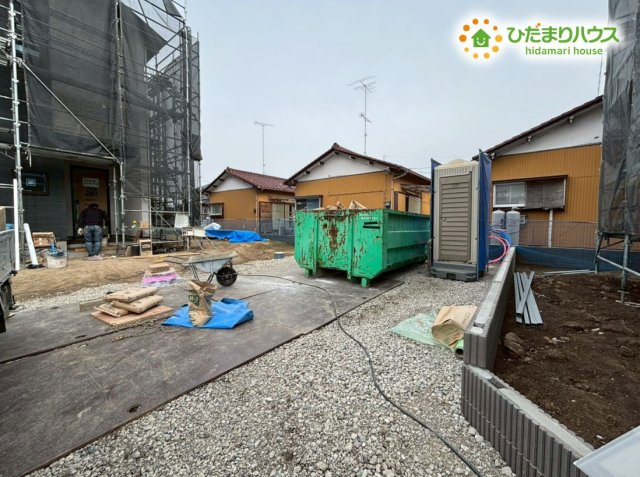 行田市佐間　第3期　新築一戸建て　ワイウッドコート　02の駐車場