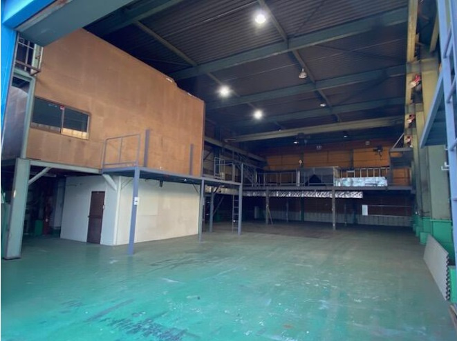 尼崎市道意町6丁⽬貸工場倉庫99万円のロビー