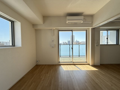 【居間・リビング】 | スプランディッド城東関目