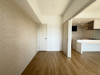 【洋室】 | スプランディッド城東関目