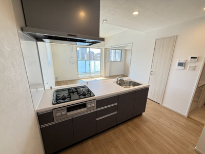 【キッチン】 | スプランディッド城東関目