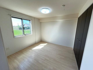 【内装】 | メゾンド・マレ | 【メゾンド・マレ】南側洋室