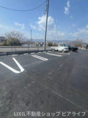 【駐車場】 | ラズリ