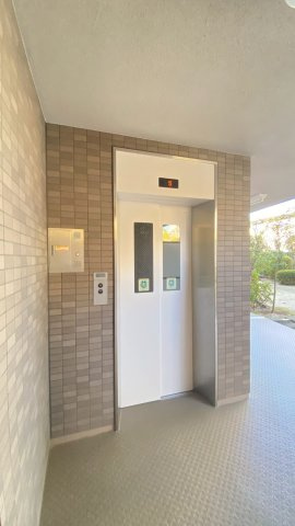 コスモ西宮山手のその他共用部分|エレベーター