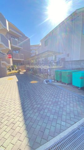 コスモ西宮山手の駐輪場|駐輪場