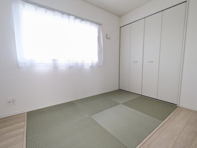 ひたちなか市磯崎町　第３の和室|リビング隣の和室は、来客用やお子様とのお昼寝にぴったりです