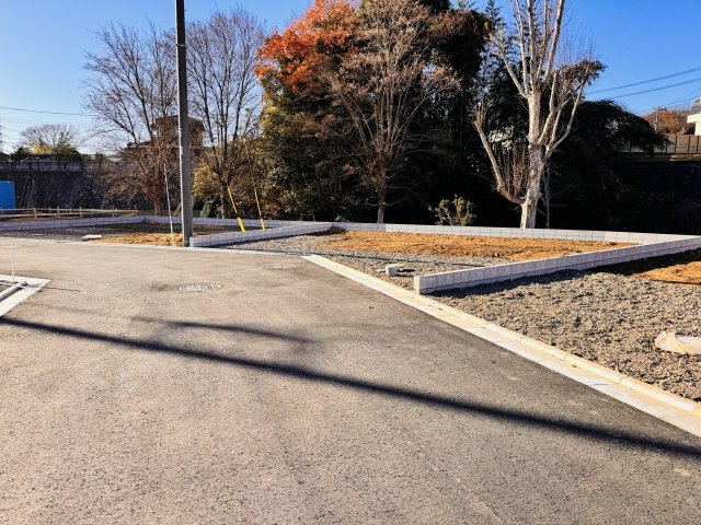 八王子市　石川町　建築条件付き売地　７期の前面道路含む現地写真|～南側6ｍ道路に面しています～