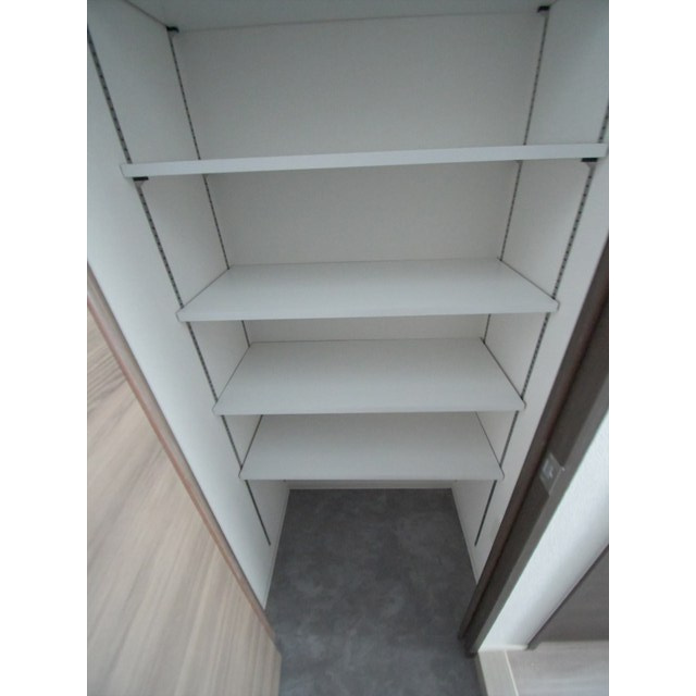 プライムガーデン若木のその他|220号室利用。実際には左右異なる（反転