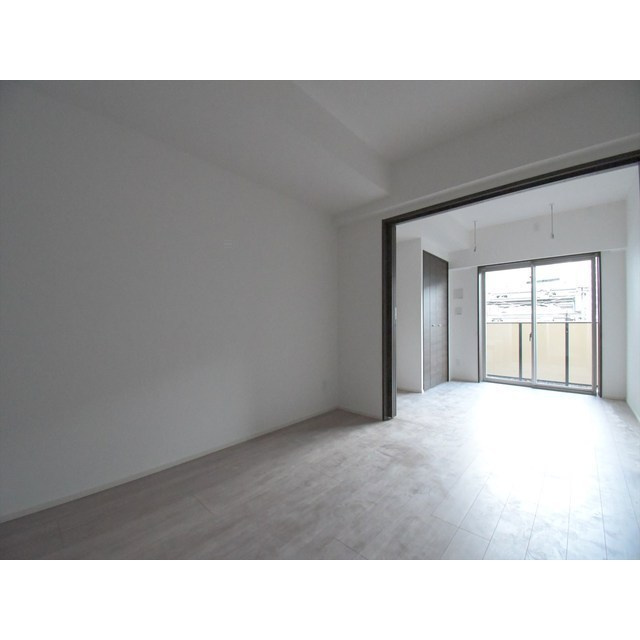 プライムガーデン若木の居間・リビング