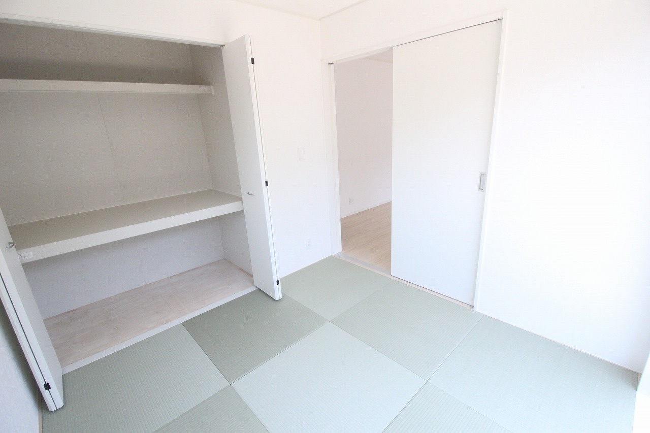 小山市東間々田2丁目　第7　4号棟の和室|LDKとつながる4.5帖の和室は、お子さまのお昼寝や来客用スペースとしても使いやすい空間です！